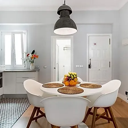 'koeppen A' Apt. - Cozy And Chic *